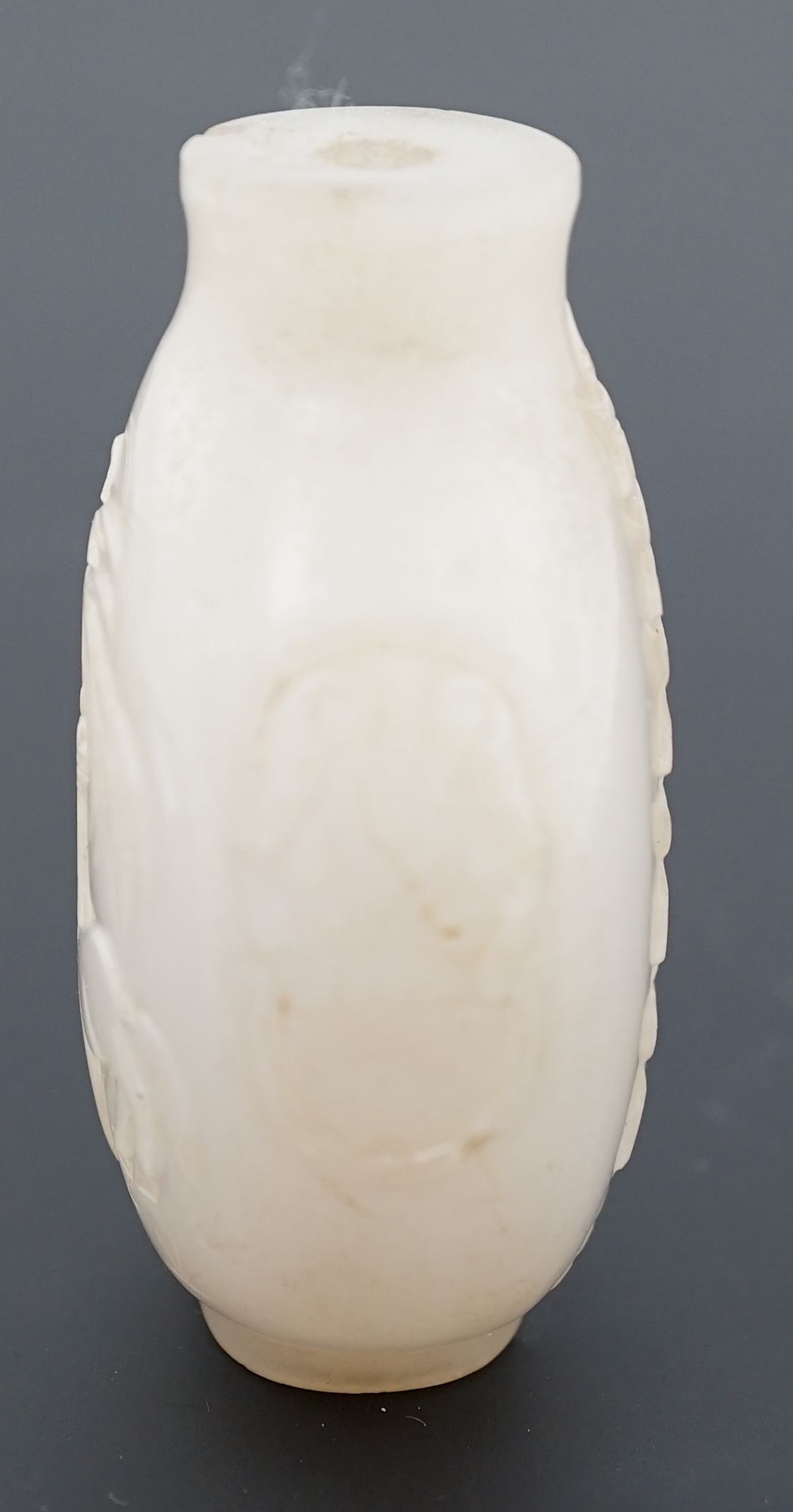A large Chinese white jade snuff bottle, 19th century